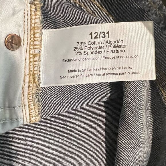 Eddie Bauer Dark Wash Straight leg Jean size 12/31 NWOT - Picture 9 of 15